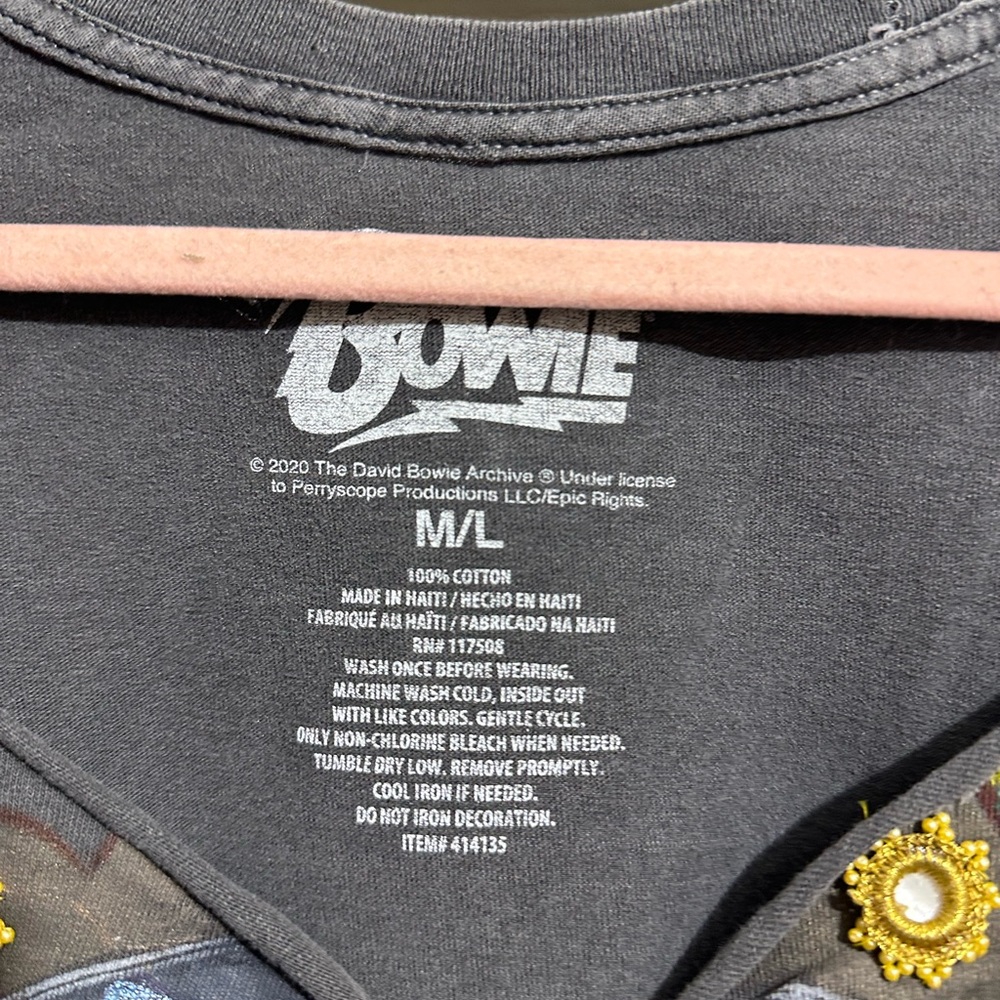 Women’s Bowie T shirt size M/L - Picture 2 of 2